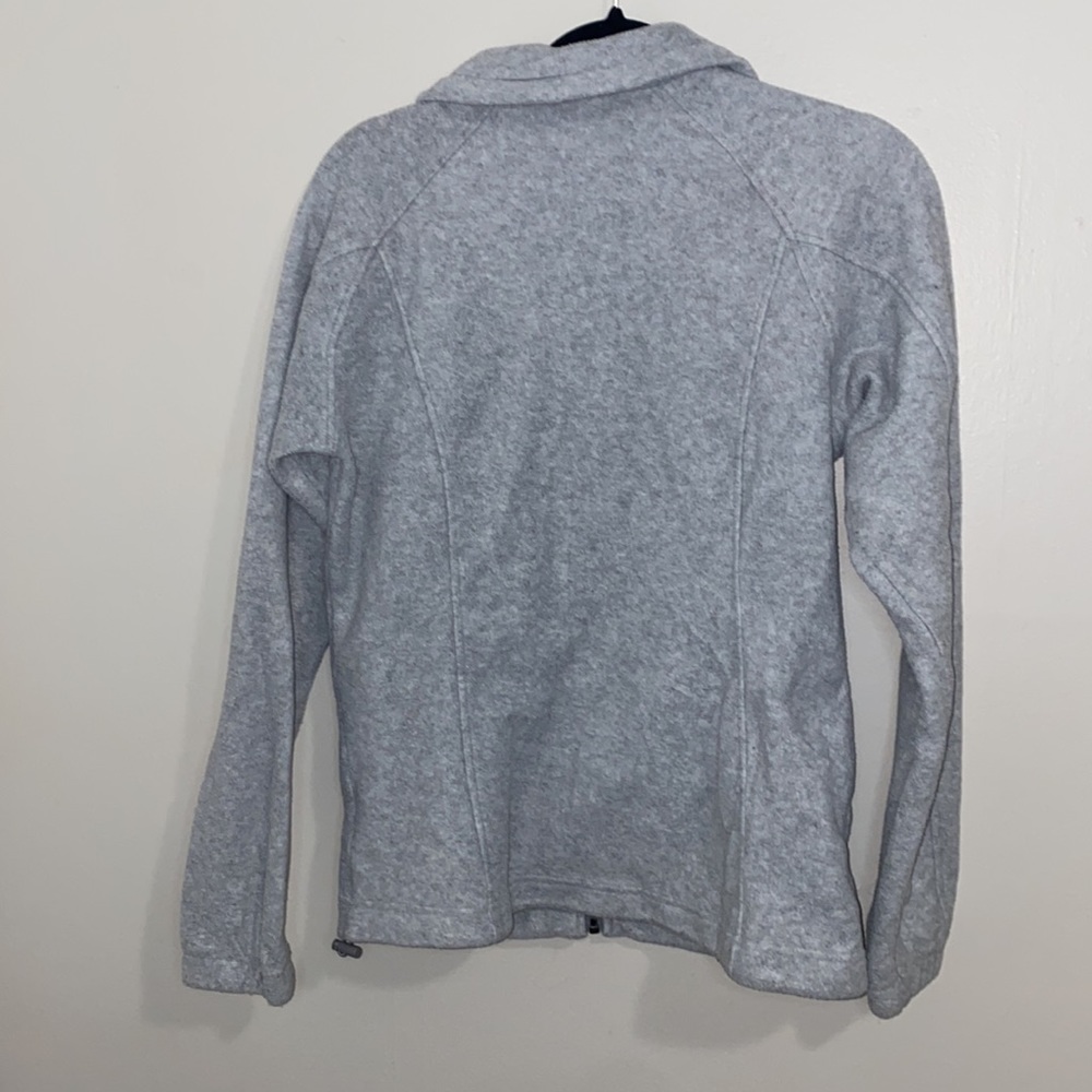 🐚Grey Columbia zip up! - Picture 5 of 8
